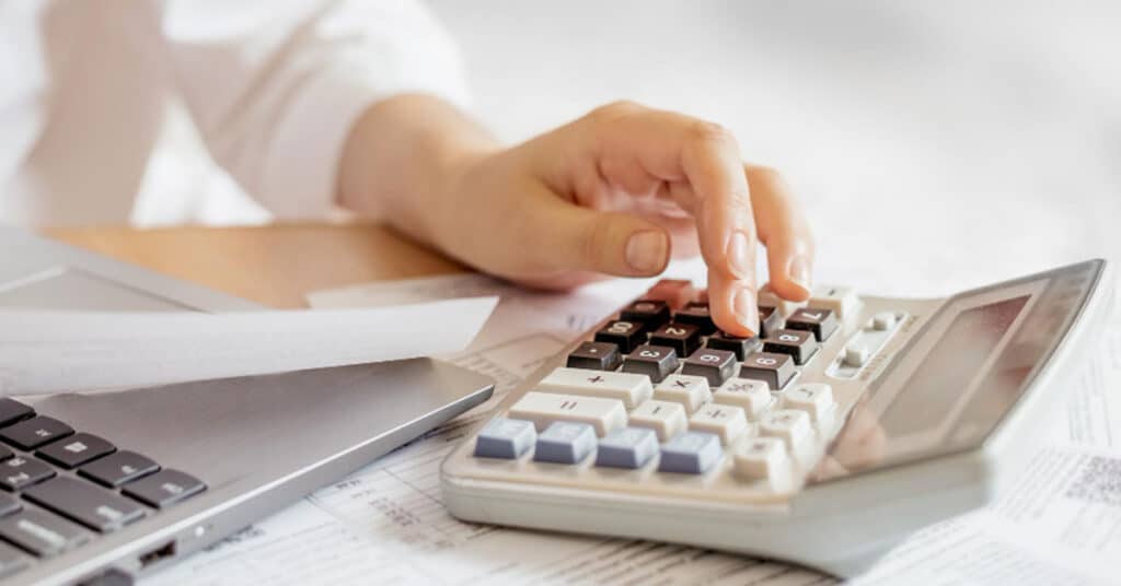 Top 8 Lease Management Errors That May Cost You More Than You Think