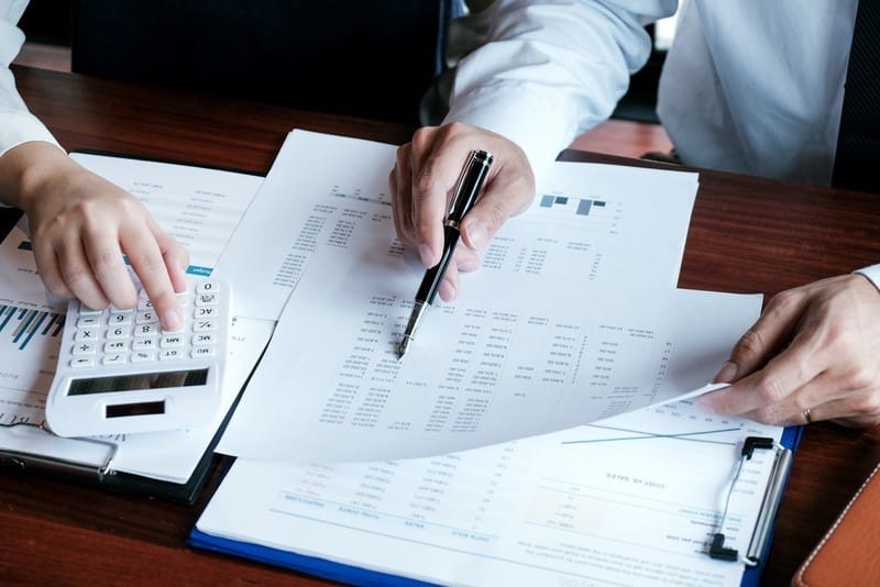 Comparing gross lease and net lease accounting structures